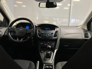 Ford Focus Ford Focus Wagon Trend 1.0 EcoBoost 125pk | Trekhaak | Stoelverwarming | Cruise control | - afbeelding nr 17