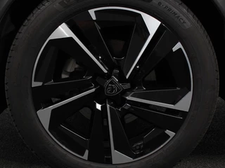 Peugeot 408 Peugeot 408 1.2 PureTech Allure 130 Automaat | Navigatie | Apple Carplay/Android Auto | Climate Control | Cruise Control | Virtual cockpit | PDC VA + Camera | Full LED  | LM Velgen - afbeelding nr 3