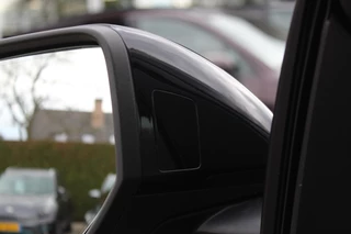 Audi Q8 Audi Q8 55 TFSI e quattro Pro Line S / Vol opties!! / Trekhaak / Panoramadak / 360Camera / Head-up / 22'' / Softclose / B&O / Luchtvering / Keyless / Stuurverwarming / Sfeerverlichting / Stoelventilatie + verwarming / Dodehoek / - afbeelding nr 37