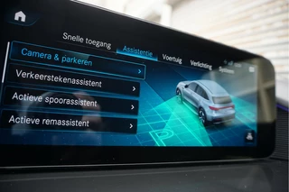 Mercedes-Benz EQC * Lane departure stuurcorrectie * Panoramadak * Sfeerverlichting * Vollederen interieur * Apple Carplay * Matrix LED * Junge Sterne 3/2029 - afbeelding nr 48