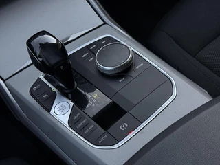 BMW 3 Serie BMW 3-serie Touring 318d Business Edition | Navi | ECC | Trekhaak | - afbeelding nr 34