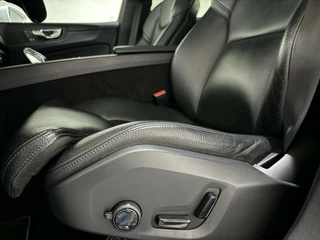 Volvo XC60 Volvo XC60 2.0 T8 Twin Engine AWD Inscription Pano Leer Trek - afbeelding nr 17