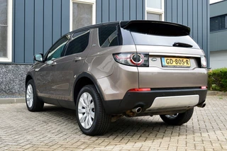 Land Rover Discovery Sport Rijklaarprijs-Garantie Panorama dak Leder navigatie Xenon 1e Eigenaar - afbeelding nr 3