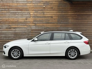BMW 3 Serie BMW 3-serie Touring 318i LCI | Pano | Automaat | Cruise - afbeelding nr 3