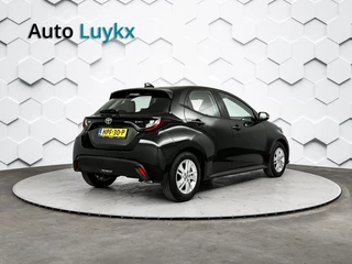 Toyota Yaris Toyota Yaris 1.5 Hybrid 115 Business | Parkeersensoren voor + achter | Stuurverwarming | Stoelverwarming - afbeelding nr 9