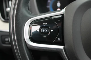 Volvo XC60 Volvo XC60 T6 Recharge AWD Ultimate Bright | Longe Range | Parkeercamera | Panoramadak | Trekhaak | HUD | Leder | Stoelverwarming | Keyless - afbeelding nr 29