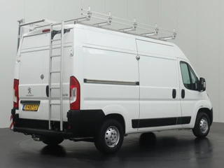 Peugeot Boxer Peugeot Boxer 2.0BlueHDI 130PK L2H2 Premium | Glasresteel | Trekhaak | Navigatie | 3-Persoons | Airco | Cruise | Betimmering - afbeelding nr 2