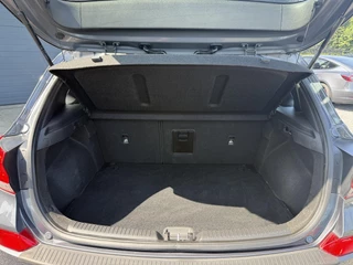 Hyundai i30 Hyundai i30 1.0 T-GDI Comfort 2e Eigenaar,Camera,Navi,Dealer Onderhouden,120pk,Clima,Cruise,Pdc,Lm Velgen,Nieuwe Apk bij Aflevering - afbeelding nr 19