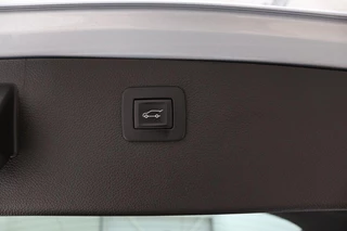 Opel Astra Opel Astra 1.4 Turbo Innovation | Stoel & stuurverwarming | Camera | Carplay | Matrix LED | Trekhaak | Comfortstoelen | Keyless | Navigatie - afbeelding nr 24