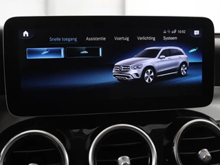 Mercedes-Benz GLC Mercedes-Benz GLC-klasse 200 Business Solution Limited | Panoramadak |  Leder | Stoelverwarming | Adaptive cruise | Trekhaak | Camera | Carplay - afbeelding nr 29