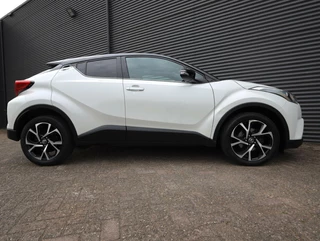 Toyota C-HR Toyota C-HR 1.2 Premium (Vol-Opties!) 1e eigenaar Two-Tone - afbeelding nr 17