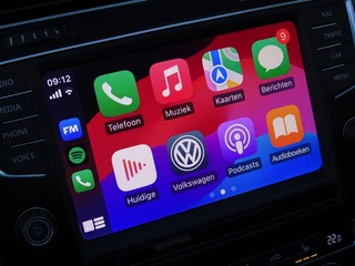 Volkswagen Golf Volkswagen Golf TSI GTE 204PK DSG / RNS / LED *NAP* - afbeelding nr 17