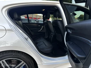 BMW 1 Serie BMW 1-serie 118i High Executive|PANO|KEYLESS|CARPLAY| - afbeelding nr 13