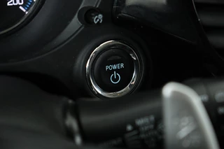 Mitsubishi Outlander Mitsubishi Outlander 2.0 PHEV Pure | Trekhaak | Carplay | Camera |  Half leder | Keyless | Climate control | Cruise control - afbeelding nr 10