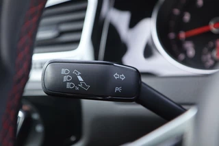 Volkswagen Golf Volkswagen Golf 7.5 2.0 TSI DSG GTI 230 PK Dyn Audio|Carplay|A. Cruise|Pdc|Trhk afn.|Led|Nav| - afbeelding nr 47