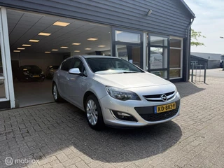 Opel Astra Opel Astra 1.4 Turbo Edition Clima navi trekhaak - afbeelding nr 2