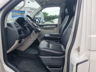 Volkswagen Transporter Volkswagen Transporter 2.0 TDI L2H1 Airco Trekhaak Sidebars - afbeelding nr 3