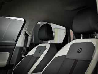 Volkswagen Polo Volkswagen Polo 1.0 TSI R-Line | ADAPTIVE | CARPLAY | XENON | STOELVERWARMING | - afbeelding nr 21