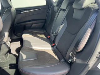 Ford Mondeo Ford Mondeo Wagon 2.0 IVCT HEV ST-Line 187pk | Stoelverwarming | Full LED | Sony Audio/Navigatie | Elek. Achterklep | Half leder alcantara - afbeelding nr 13