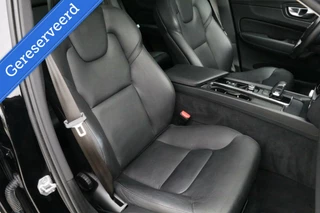 Volvo XC60 Volvo XC60 2.0 T6 Plug-in hybrid AWD Inscription Facelift Panodak Carplay Trekhaak Leder Camera 58000KM BJ2021 - afbeelding nr 20