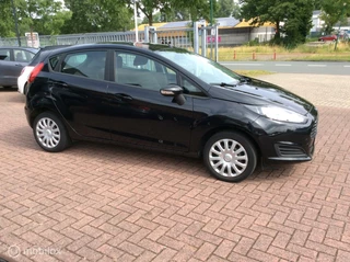 Ford Fiesta Ford Fiesta 1.0 Style Airco 5-Deurs Nav Nap Dealer OH Isofix - afbeelding nr 4