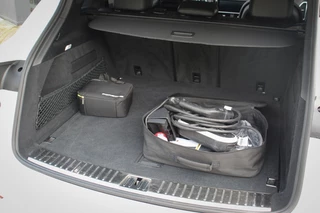 Porsche Cayenne Porsche Cayenne 3.0 E-Hybrid | Sport Chrono | Pano | HUD | Origineel NL Auto! - afbeelding nr 9
