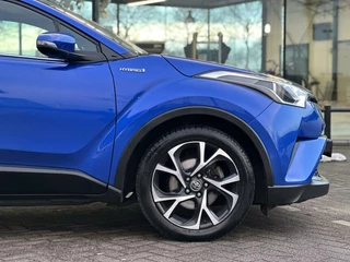 Toyota C-HR Toyota C-HR 1.8 Hybrid Dynamic Clima Cruise 18