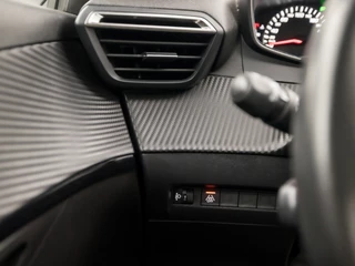 Peugeot 208 Peugeot 208 1.2 PureTech Sport (APPLE CARPLAY, GROOT NAVI, 360 CAMERA, SPORTSTOELEN, LM VELGEN, LANE ASSIST, CRUISE, NIEUWSTAAT) - afbeelding nr 23