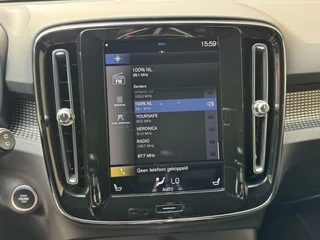 Volvo XC40 Volvo XC40 1.5 T5 Twin Engine R-Design Automaat | Achteruitrijcamera | LED verlichting | Trekhaak uitklapbaar | Stoelverwarming | Climate control | Cruise control adaptief | Dode hoek detectie | Getint glas | Parkeersensoren voor en achter - afbeelding nr 15