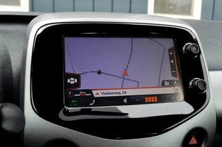 Toyota Aygo Toyota Aygo 1.0 VVT-i x-nav Rijklaarprijs-Garantie Navigatie Airco Cruise Control Camera - afbeelding nr 16