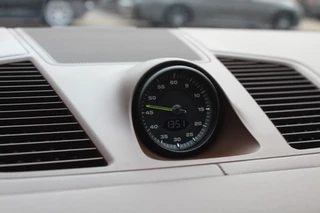 Porsche Cayenne Porsche Cayenne 3.0 E-Hybrid / Trekhaak / 360Camera / Burmester / Sportdesign / Sportchrono / Softclose / 21'' / Luchtvering / Keyless / Stuurverwarming / Matrix LED / DAB - afbeelding nr 30