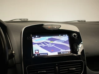 Renault Clio Renault Clio Estate 0.9 TCe Bose Sport (NAVI,LED,CLIMATE,SPORTSTOELEN,TREKHAAK,CRUISE,GETINT,18 INCH,PDC,NETTESTAAT) - afbeelding nr 2