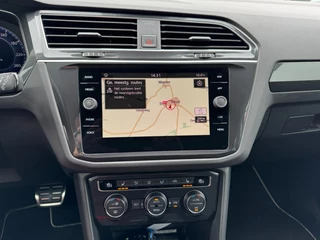 Volkswagen Tiguan Volkswagen Tiguan 1.4TSI 150PK DSG Highline Virtual Camera Full-Led Trekhaak - afbeelding nr 15