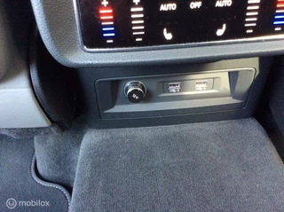 Audi SQ8 Audi SQ8 4.0 TDI SQ8 quattro Leder 22