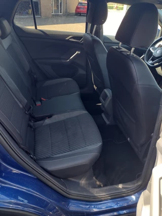 Volkswagen T-Cross Furtial Cockpit Staat in Hardenberg - afbeelding nr 9