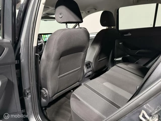 Volkswagen T-Roc Volkswagen T-Roc 1.5 TSI Style | CARPLAY | CRUISE | PDC - afbeelding nr 33