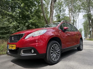 Peugeot 2008 Peugeot 2008 1.2 PureT. Blue Lion airco navi pano - afbeelding nr 6