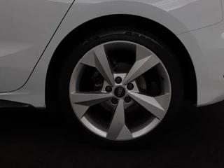 Audi A3 Audi A3 30 TFSI S edition | Carplay | Full LED |  Virtual Cockpit | Sportstoelen | Half leder | Getint glas | Climate control | Cruise control - afbeelding nr 27