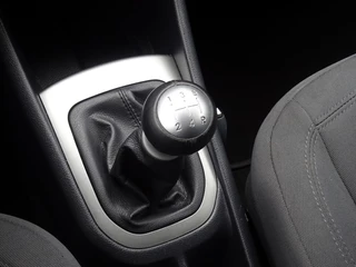 Kia Rio Kia Rio 1.2 CVVT BusinessLine met Radio en Airco - afbeelding nr 18