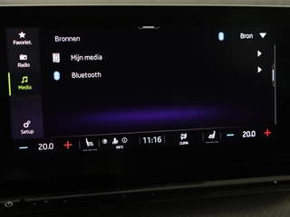 Škoda Octavia Skoda Octavia 1.4 TSI RS iV PHEV Business | Panoramadak |  Leder/Alcantara | Adaptive cruise | Massage | Camera | Side Assist | Matrix LED | Carplay | Memory | Navigatie - afbeelding nr 33