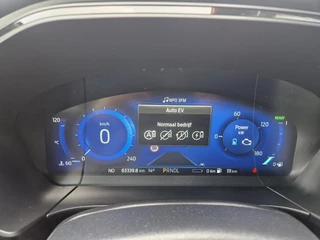 Ford Kuga Ford Kuga 2.5 PHEV ST-Line X | Trekhaak | 19 inch velgen| Adaptive cruise control | Winter Pack | Dode hoek | Camera voor en achter - afbeelding nr 24