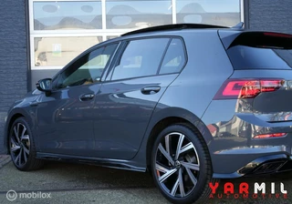 Volkswagen Golf Volkswagen Golf 1.5 eTSI R-Line BOMVOL HEADUP PANO DEALER ONDERHOUDEN - afbeelding nr 31