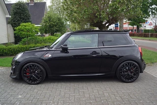 MINI Cooper MINI Cooper John Works 2.0 Automaat (231pk) Pano/Kuipstoelen/JCW Pro/JCW uitlaat/ACC - afbeelding nr 7