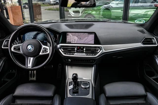 BMW 3 Serie BMW 3-serie Touring 330e - M-SPORT - CARPLAY - SFEERVERLICHTING - afbeelding nr 19