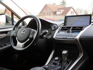 Lexus NX Lexus NX 300h| GROOT SCHERM | APPLE CARPLAY | TREKHAAK | CAMERA | DEALER ONDERHOUDEN | ORIGINEEL NEDERLANDS | - afbeelding nr 6