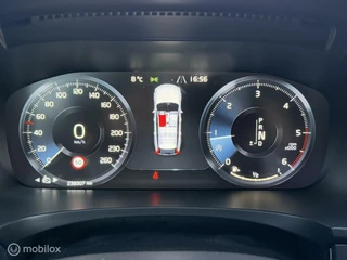 Volvo V90 Volvo V90 Cross Country 2.0 D4 AWD Geartronic-8 /Pilot Assist/Aut.inparkeren/Trekhaak/Adap CC/Winterline/21inch/Dealer onderhouden. - afbeelding nr 19