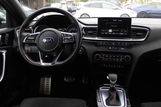 Kia ProCeed Kia ProCeed 1.6 T-GDI GT / Panoramadak / Camera / Leder&Alcantara / 18'' / Keyless / JBL / DAB / Sideskirts / Stuurverwarming / Stoelverwarming / DAB / Dodehoek / ACC - afbeelding nr 9