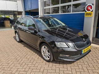 Škoda Octavia Skoda Octavia Combi 1.0 TSI DSG Upgrade Business Full Led Trekhaak - afbeelding nr 17