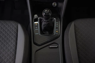 Volkswagen Tiguan Volkswagen Tiguan 1.4 TSI R Line Org NL 1ste Eig Trekhaak LED Dealer Onderhouden - afbeelding nr 20