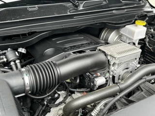 Dodge Ram 1500 Dodge Ram 1500 4X4 5.7 V8 4x4 CrewCab Sport|22